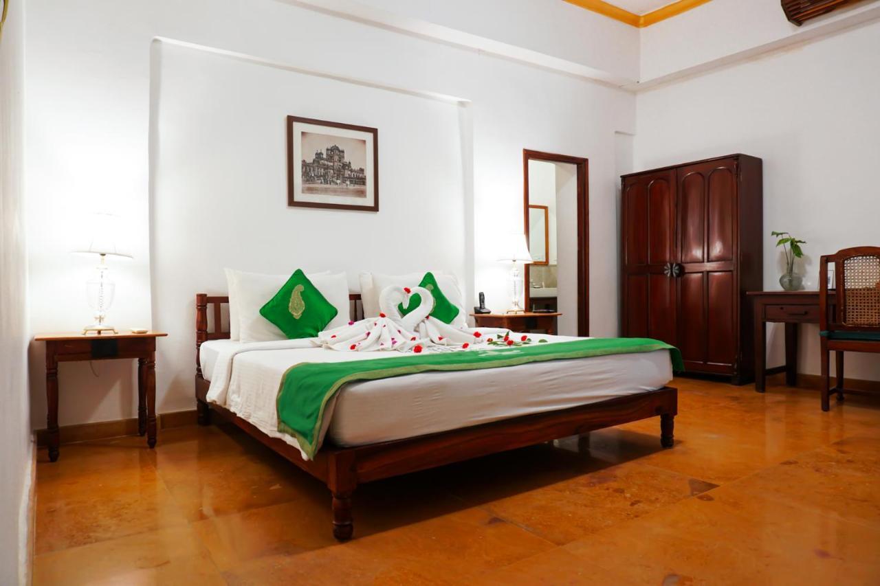 Saraca Hotel Lucknow Zewnętrze zdjęcie