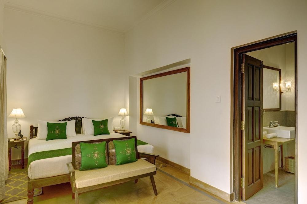 Saraca Hotel Lucknow Zewnętrze zdjęcie