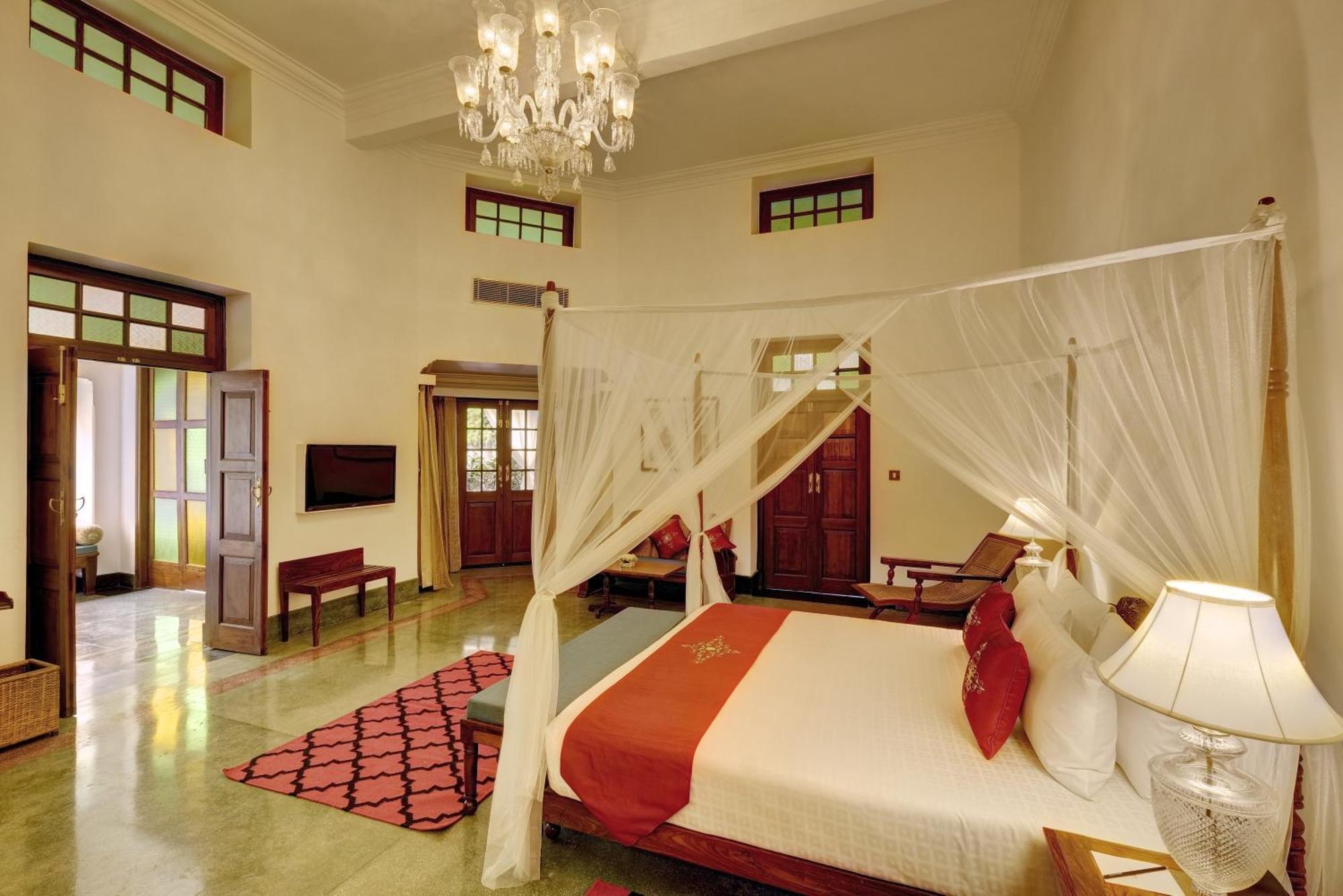 Saraca Hotel Lucknow Zewnętrze zdjęcie