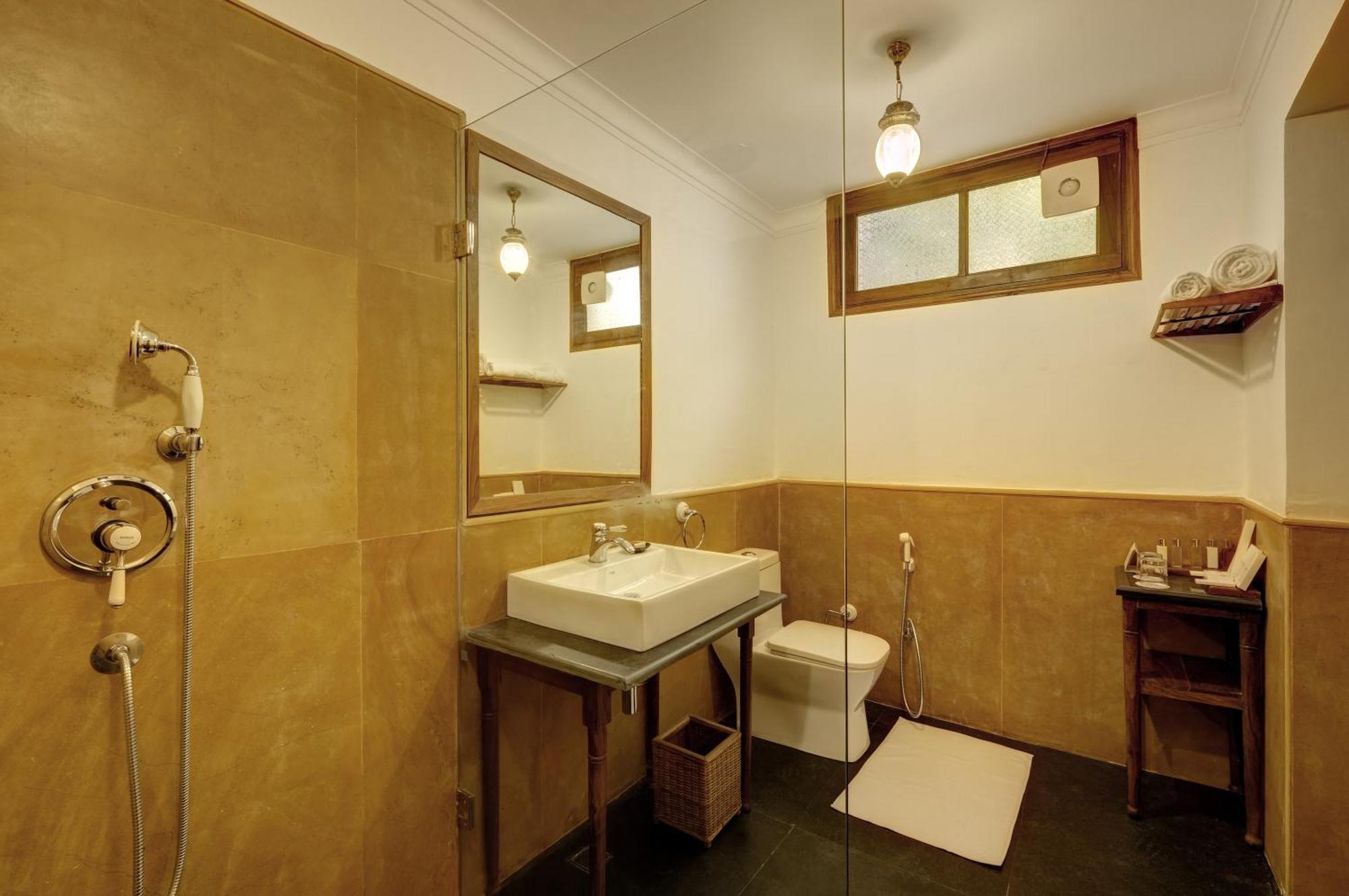 Saraca Hotel Lucknow Zewnętrze zdjęcie